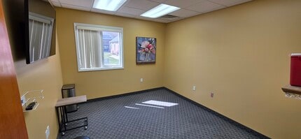 10004 Lippincott Blvd, Davison, MI à louer Photo intérieure- Image 2 de 8