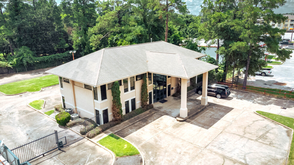 11731 Jones Rd, Houston, TX à vendre - Photo du b timent - Image 3 de 6