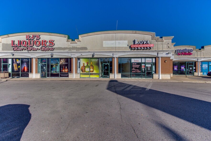 5634-5650 W Fullerton Ave, Chicago, IL à louer - Photo du bâtiment - Image 2 de 18