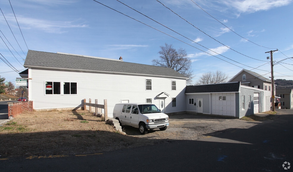 34 Clifton Ave, Ansonia, CT for lease - Building Photo - Image 3 of 4