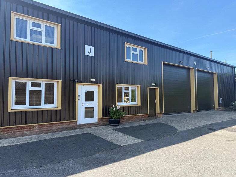 Basingstoke Rd, Reading for lease - Building Photo - Image 1 of 10
