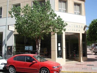 Plus de détails pour Commerce de détail à vendre