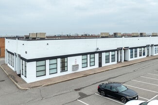Plus de détails pour 428 Gibraltar Dr, Mississauga, ON - Bureau, Industriel à louer