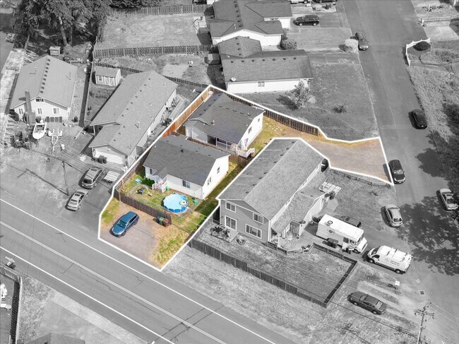 Plus de détails pour 1070 Deer Island Rd, Saint Helens, OR - Multi-résidentiel à vendre