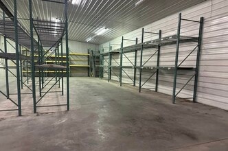 2490 Highway 92, Washington, IA for lease Interior Photo- Image 2 of 9