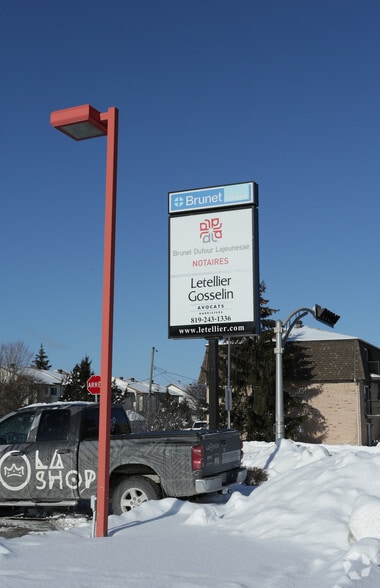 139 Boul de l'Hôpital, Gatineau, QC for sale - Building Photo - Image 3 of 7