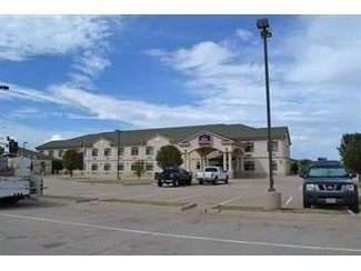 Plus de détails pour 1100 W 11th St, Quanah, TX - Services hôteliers à vendre