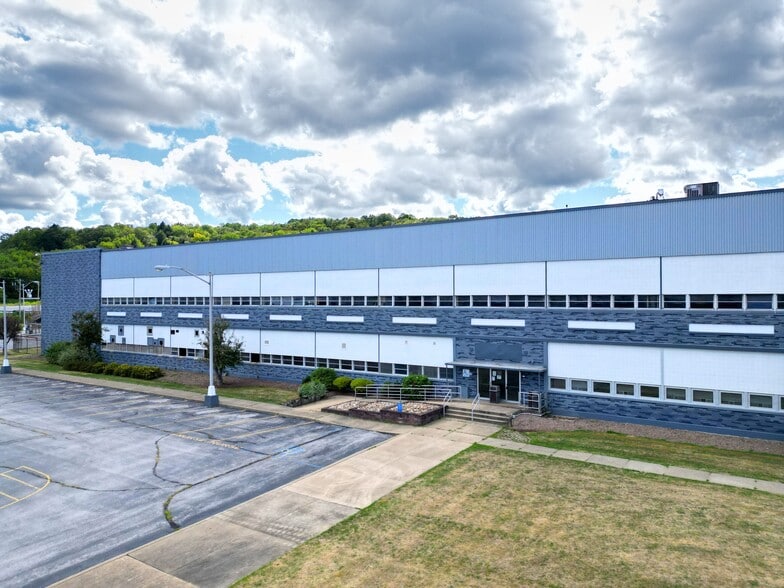 835 Washington St, Saint Marys, PA for lease - Building Photo - Image 3 of 20