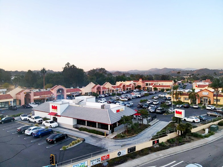 2984-2992 Jamacha Rd, El Cajon, CA for lease - Building Photo - Image 2 of 5