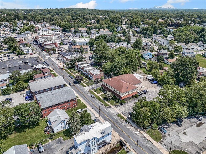 61 S Morton Ave, Morton, PA à louer - Photo du bâtiment - Image 3 de 23