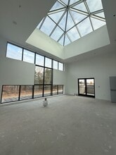 4560 Satellite Blvd, Duluth, GA for lease Building Photo- Image 2 of 3