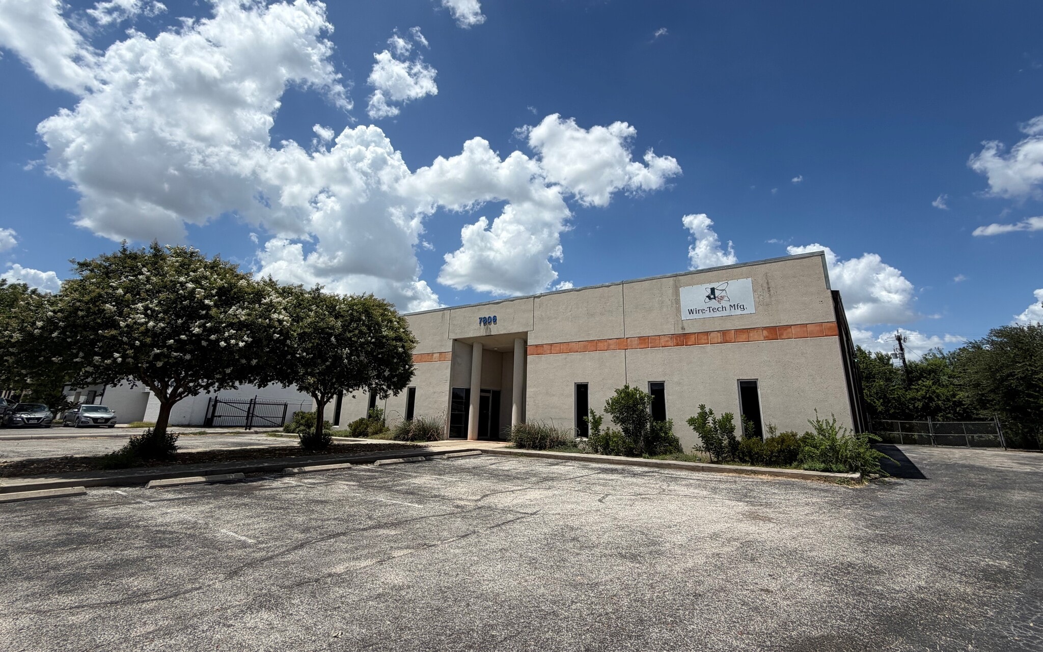 7806 Fortune Dr, San Antonio, TX for lease Building Photo- Image 1 of 5
