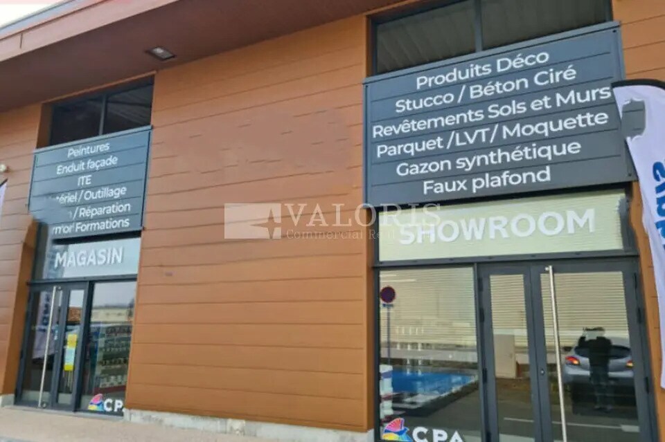 77 Boulevard Bonaval, Brignoles for lease Building Photo- Image 1 of 8