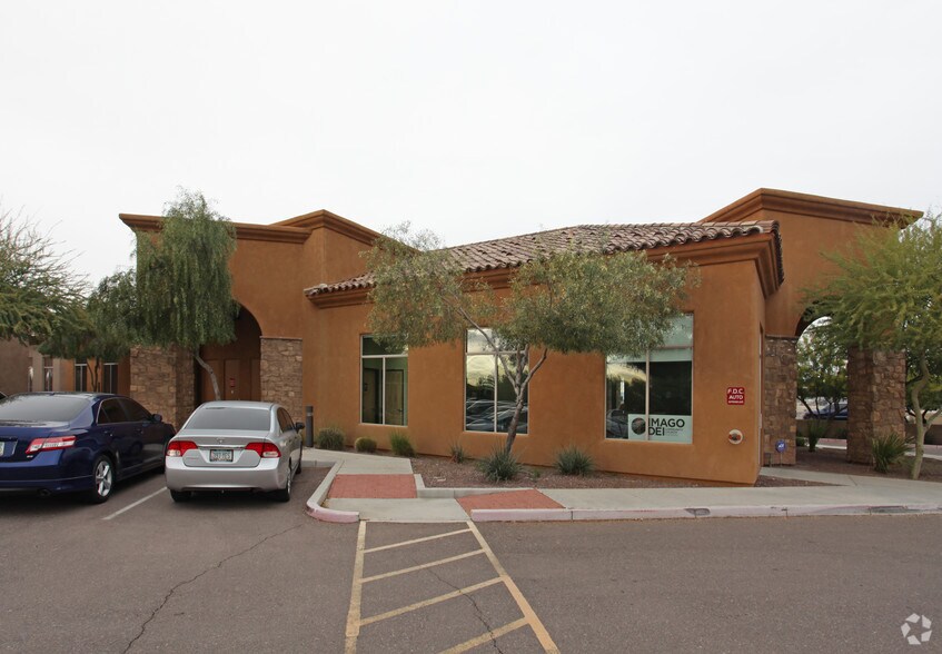 2915 W Rose Garden Ln, Phoenix, AZ for sale - Building Photo - Image 1 of 3