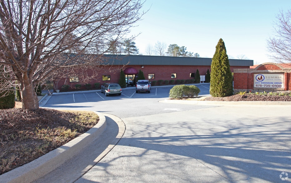 333 Swanson Dr, Lawrenceville, GA à vendre - Photo du bâtiment - Image 2 de 3
