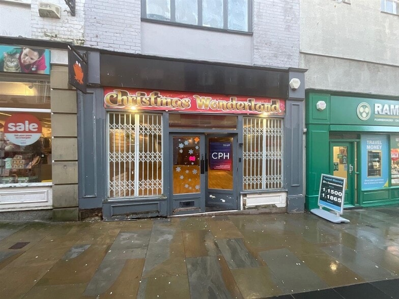 79 Newborough, Scarborough for lease - Building Photo - Image 2 of 2