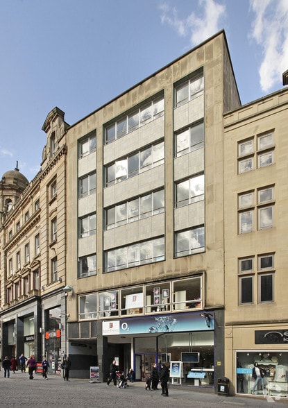 54-56 Fargate, Sheffield for lease - Primary Photo - Image 2 of 3