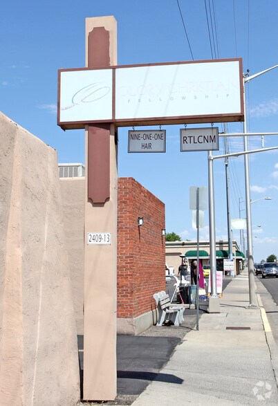 2409-2413 Wyoming Blvd NE, Albuquerque, NM à vendre - Photo du bâtiment - Image 3 de 3