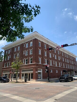 Plus de détails pour 120 Holmes Ave NE, Huntsville, AL - Bureau à louer