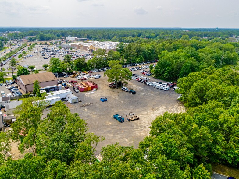602 N Main St, Lanoka Harbor, NJ à vendre - Photo du bâtiment - Image 2 de 10