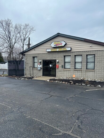 10 Liberty St, Edison, NJ for lease - Building Photo - Image 2 of 17