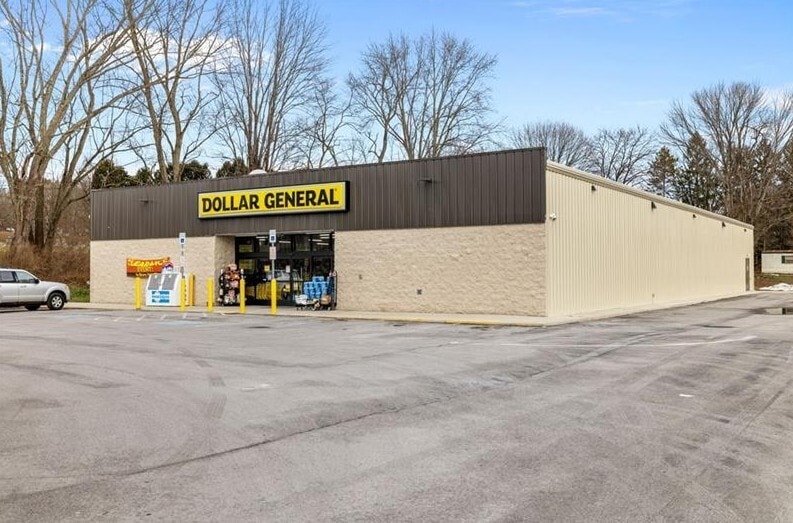 Dollar General & NAPA Portfolio portfolio of 3 properties for sale on LoopNet.ca - Primary Photo - Image 2 of 3