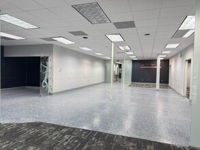 5440 NW 33rd Ave, Fort Lauderdale, FL for lease Interior Photo- Image 2 of 47