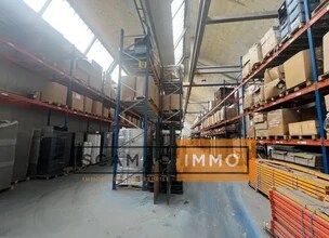 Flex in Bobigny for lease Interior Photo- Image 1 of 2