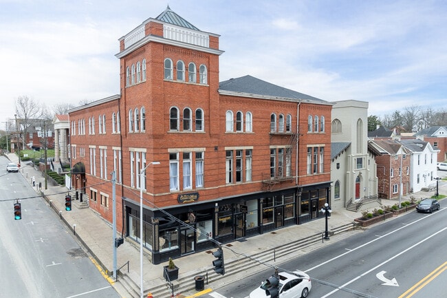 Plus de détails pour 101 S Main St, Winchester, KY - Commerce de détail à louer