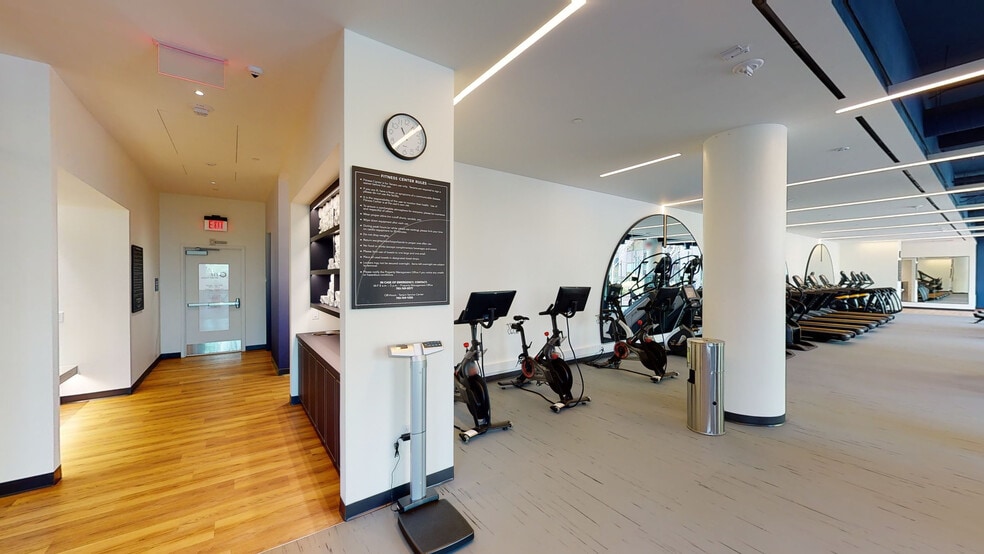 2011 Crystal Dr, Arlington, VA for lease - Matterport 3D Scan - Image 2 of 14