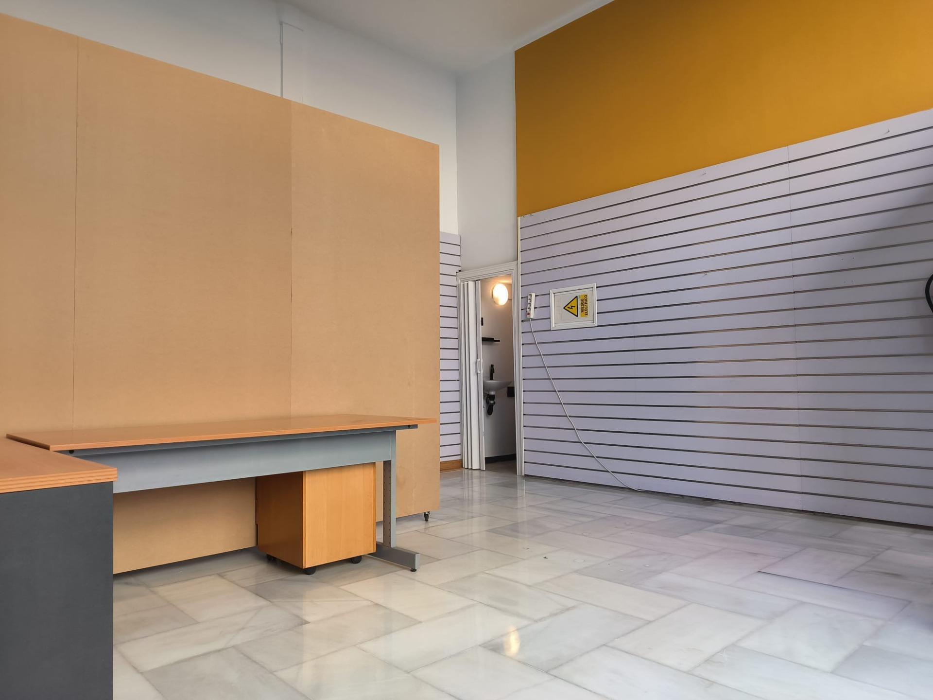 Retail in SEVILLA, Sevilla for lease Interior Photo- Image 1 of 12