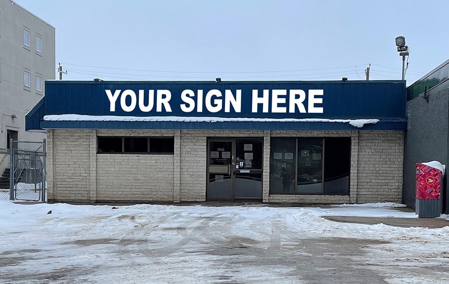 1053 Autumnwood Dr, Winnipeg, MB for sale - Building Photo - Image 1 of 1