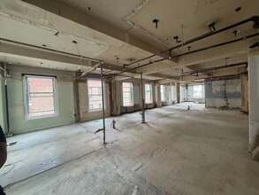 119-128 W 57th St, New York, NY for lease Interior Photo- Image 1 of 2