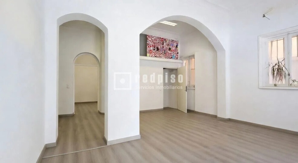 Multifamily in Madrid, Madrid for sale - Interior Photo - Image 3 of 7