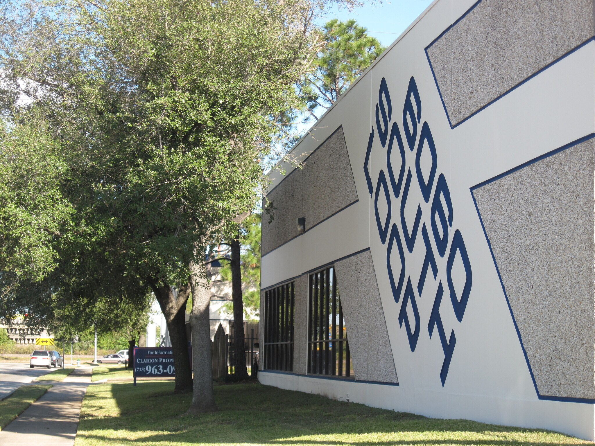 6060 South Loop E, Houston, TX à louer Photo du bâtiment- Image 1 de 3