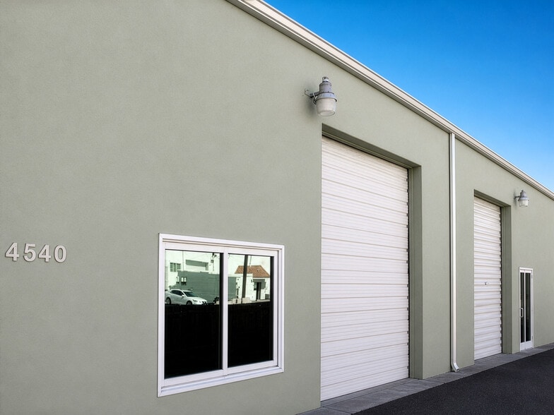 4540 NE 6th Ave, Oakland Park, FL for lease - Building Photo - Image 3 of 6