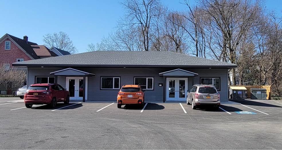 2644 Genesee St, Utica, NY for lease - Building Photo - Image 2 of 19