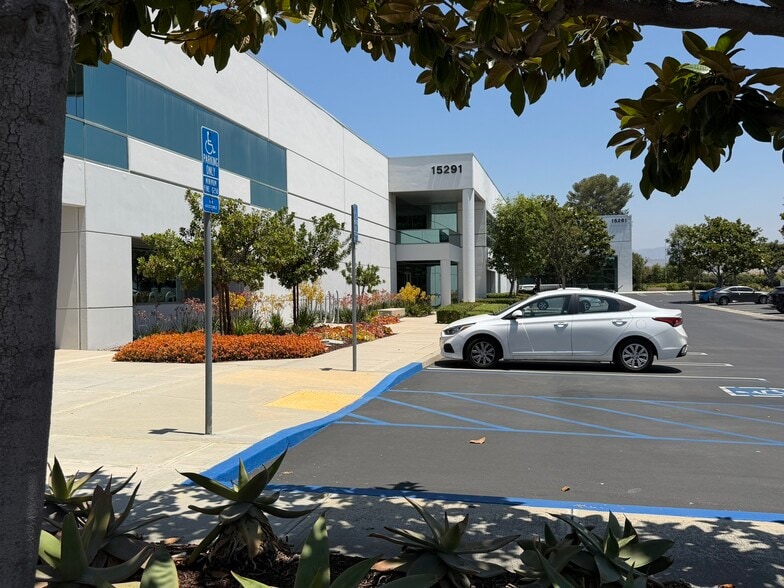 15291 Barranca Pky, Irvine, CA for lease - Building Photo - Image 3 of 11