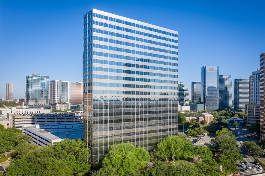 1900 West Loop S, Houston, TX à louer - Photo du bâtiment - Image 3 de 16