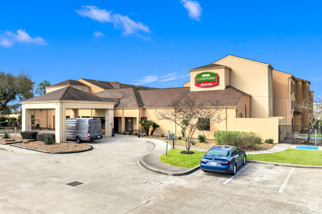 More details for 9190 Gulf Fwy, Houston, TX - Hospitality for Sale