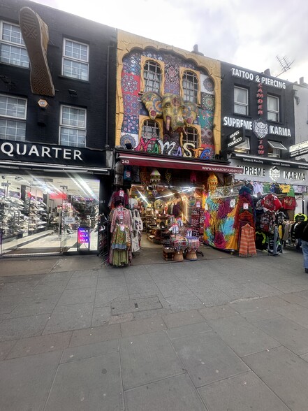 243 Camden High St, London for lease - Primary Photo - Image 1 of 3