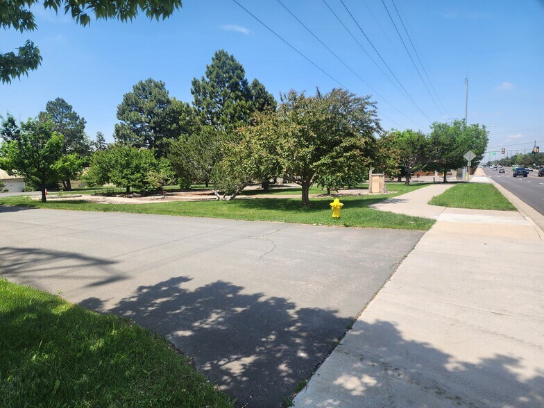 151 Potomac St, Aurora, CO à vendre - Photo du bâtiment - Image 2 de 13