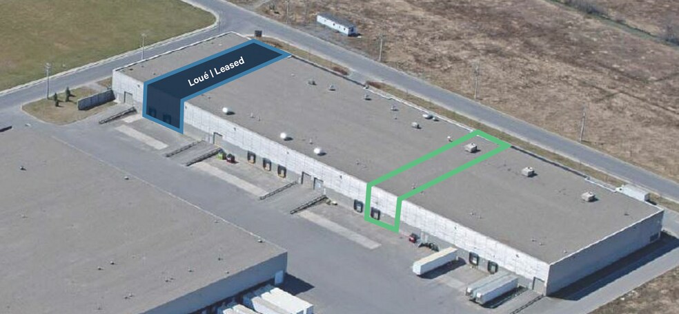 3600 Rue F.-X.-Tessier, Vaudreuil-dorion, QC à louer - Photo du bâtiment - Image 2 de 4