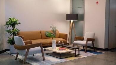 1275 W 1600 N, Orem, UT à louer - Vidéo sur l’inscription commerciale 