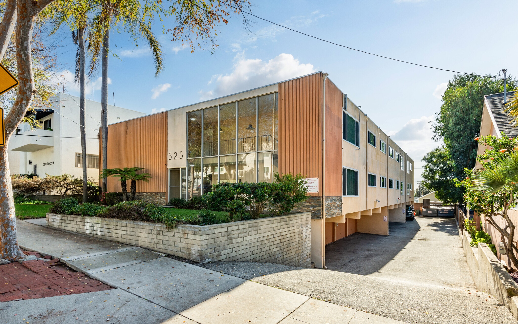 525 N Francisca Ave, Redondo Beach, CA for sale Primary Photo- Image 1 of 12