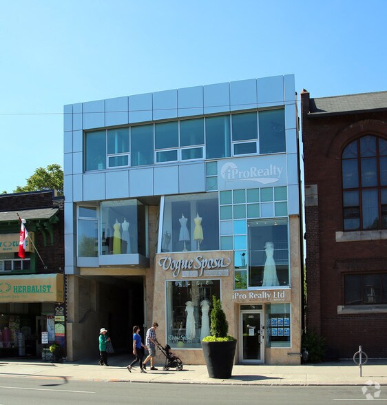 304 Danforth Ave, Toronto, ON à louer - Photo du bâtiment - Image 3 de 3