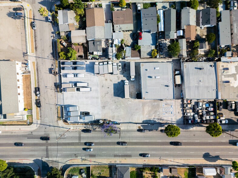 1322 W Compton Blvd, Compton, CA à vendre - Photo du bâtiment - Image 2 de 23