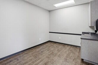 5323 S Woodrow St, Salt Lake City, UT à louer Photo intérieure- Image 2 de 11