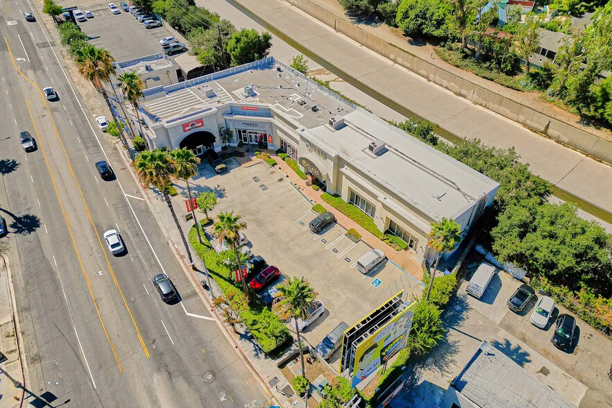 11561 ventura studio city CA 91604 Blvd, Studio City, CA for lease - Primary Photo - Image 2 of 20