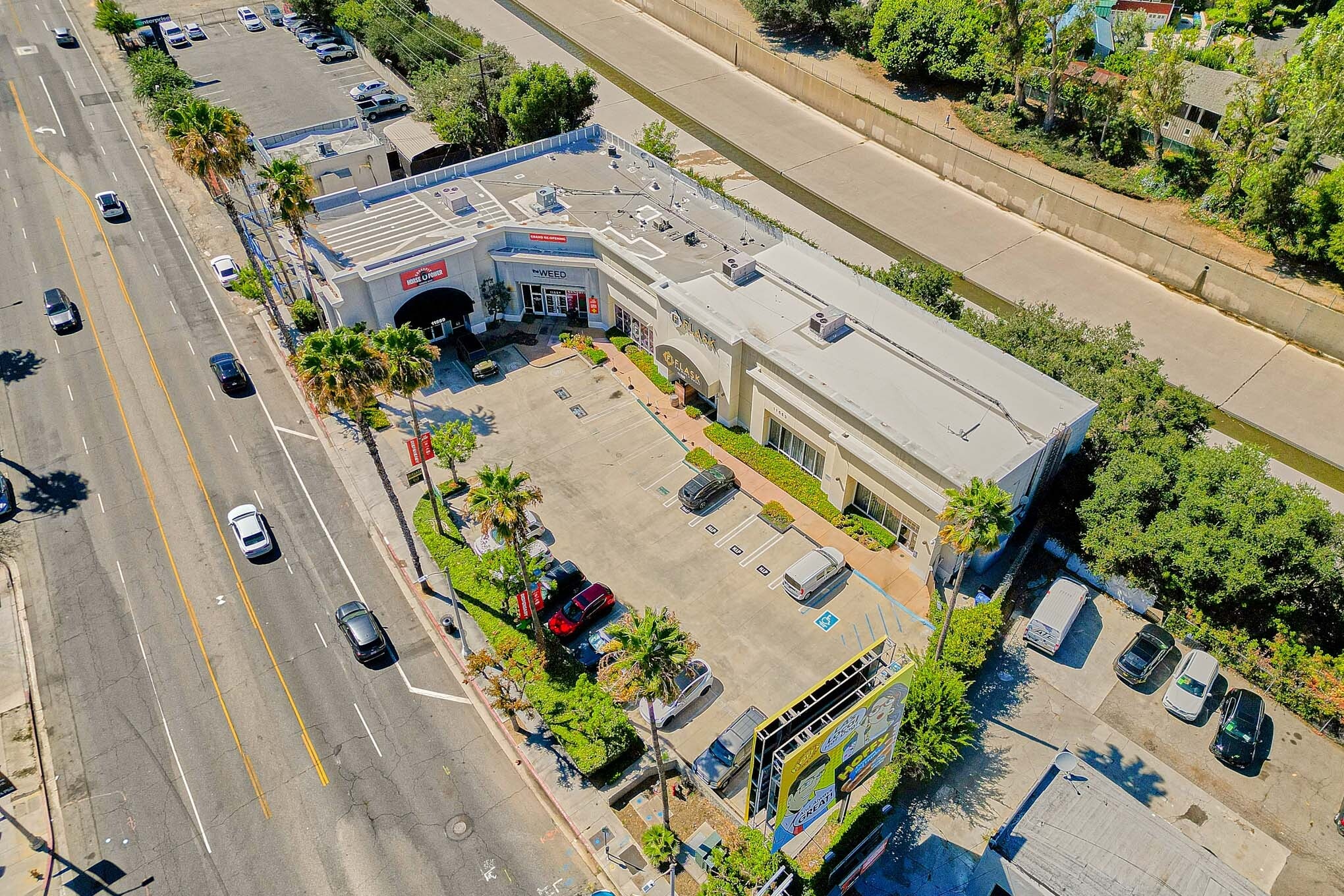 11555-11561 Ventura Blvd, Studio City, CA à louer Photo principale- Image 1 de 21